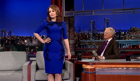 Chatter Busy Tina Fey Strips Off Dress On Late Show With