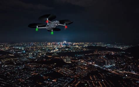 drones  red  green lights rules advices