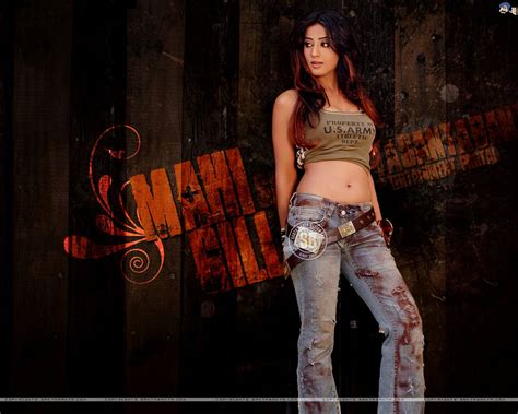 Mahi Gill Wallpapers Bold Beauty Of Bollywood