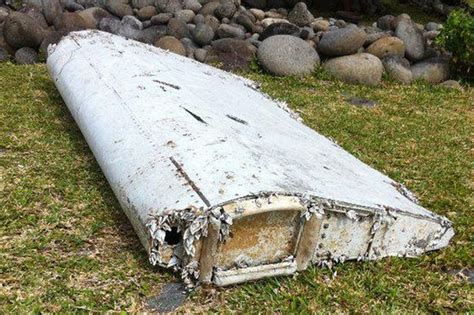 malaysian airlines flight mh370 investigators confirm recovered wing