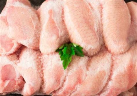 daging ayam mentah baiknya tidak dicuci sebelum dimasak melainkan