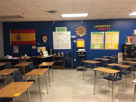 Spanish Classrooms Tour A Look Into Over 30 Classrooms Elementary