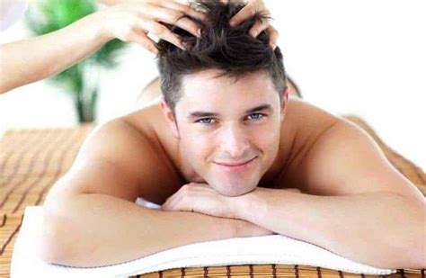 Tips To Massage Bald Head With Fingertips Cool Men S Hair