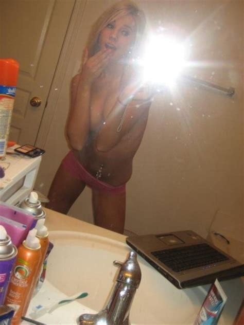 ᐅ sexy facebook girl s nude photos