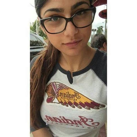 17 Best Images About Mia Khalifa On Pinterest Hd Video