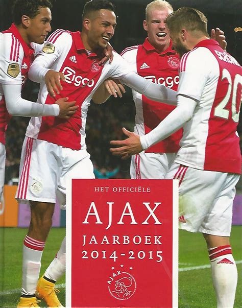 het officiele ajax jaarboek   overzicht van het seizoen