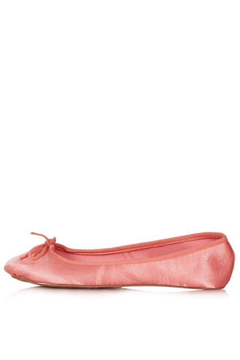 Flats Sexy Shoes To Wear On A Summer Date Glamour