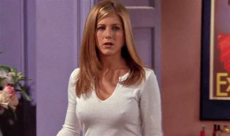 jennifer aniston doesn t mind the attention over rachel s nipples e news
