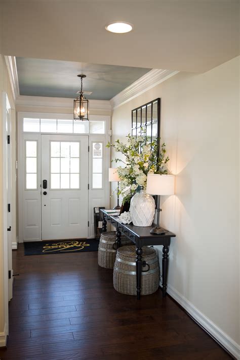 entryway  clean  ready       entrance    home