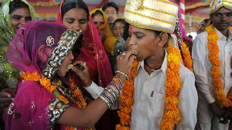gujarat s ‘village of prostitutes witnesses mass wedding