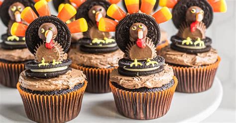 thanksgiving turkey cupcakes brown eyed baker