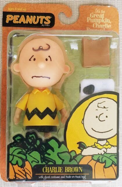 Peanuts Great Pumpkin Charlie Brown Linus Van Pelt Figure For Sale