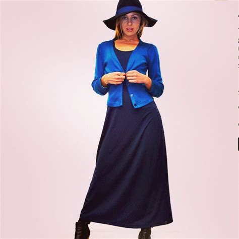 smitten steel maxi dress   blue long sleeve crop cardigan httpwwwsmittenmerinocom