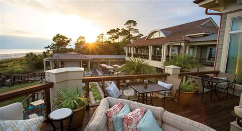 sea pines southern communities  places  retire