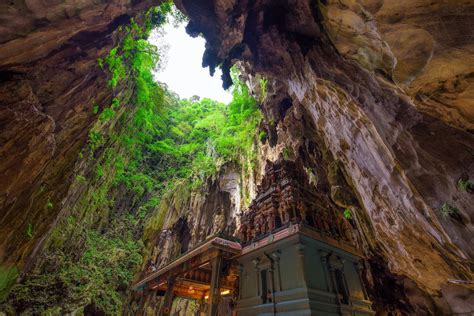worlds  cave tours open   public