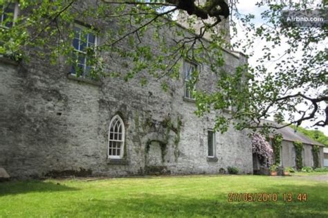 airbnb castle stays  ireland historic european castles