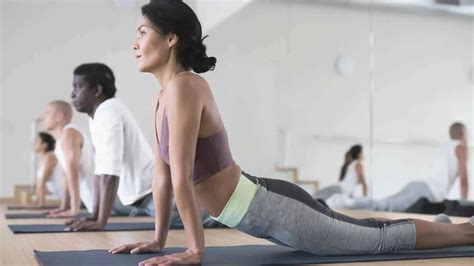 First Yoga Class Experience What To Expect From 1st Step – Yogigo