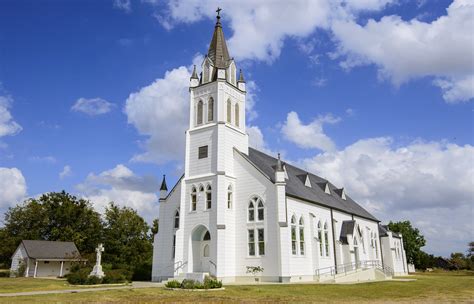 pflugerville    beautiful churches  texas