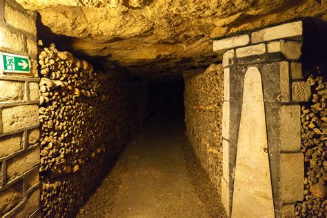 private walking    catacombs  paris  private guide