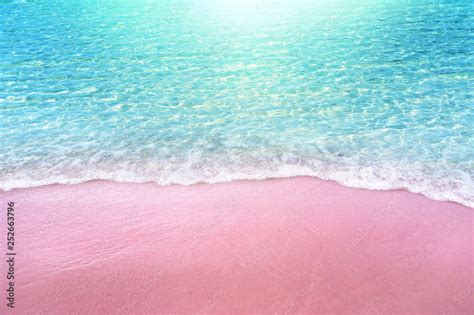 Pink Sandy Beach And Soft Blue Ocean Wave Summer Concept Background 素材庫
