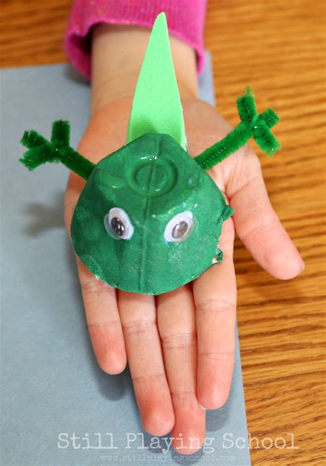 frog life cycle recycled craft  playing school