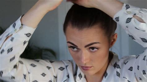How To Do A Topknot With Hair Extensions Quickandeasy Youtube