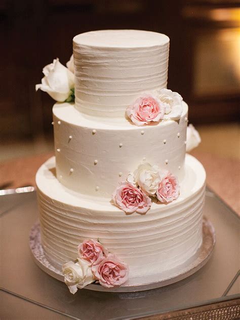 simple  unique wedding cake inspiration