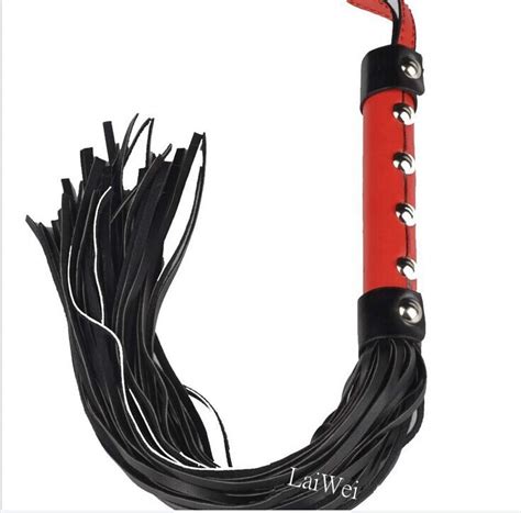 Adult Erotic Male And Female Couples Offbeat Toy Whip Fighter Queen