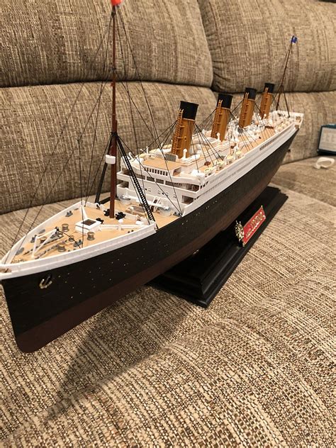Rms Titanic Ocean Liner Plastic Model Commercial Ship Kit 1 400