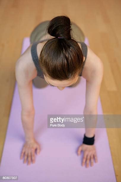 Body Bending Forward Photos And Premium High Res Pictures Getty Images