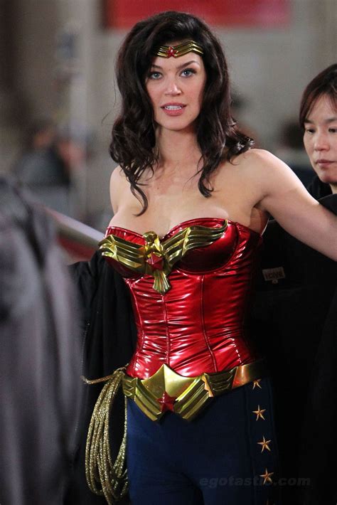 Comic Book Kingdom The New Wonder Woman Costume