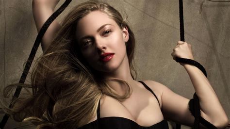 amanda seyfried beautiful sexy photo wallpaper preview