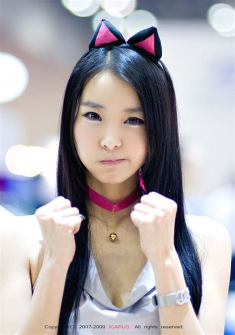 69 Photos Of Cute Asian Girls Posing