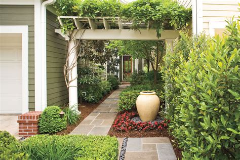 entry courtyard courtyard landscaping courtyard entry courtyard garden courtyard ideas