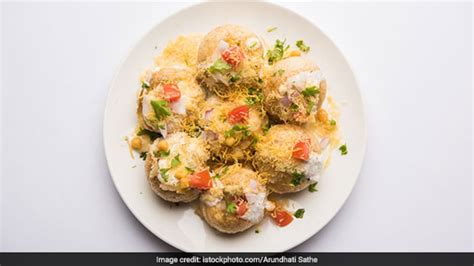 batan papdi chaat make this lip smacking sindhi style chaat in just 15