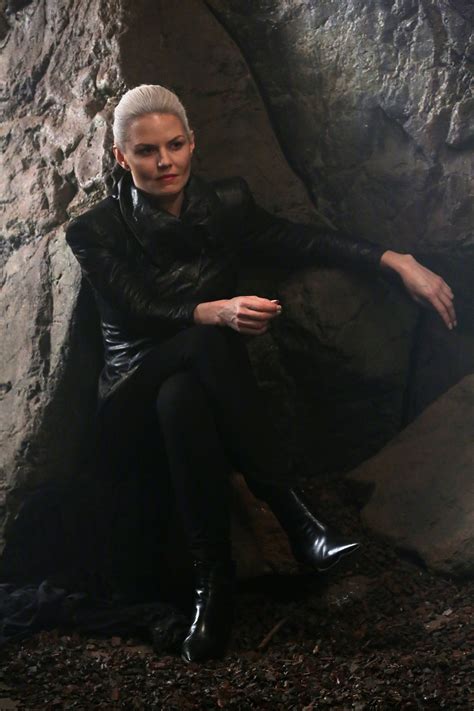 Emma Swan 5 3 Siege Perilous Once Upon A Time Season 5 Once