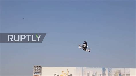 pigs  fly dubai police unveil flying motorbike drone hybrid youtube