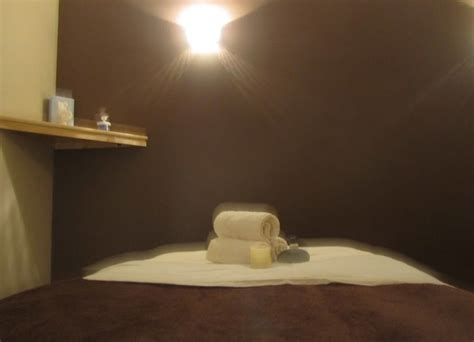 yuko spa asian massage contacts location  reviews zarimassage