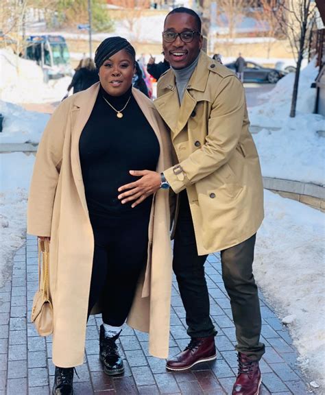 we are so into actress raven goodwin s pregnancy glow essence