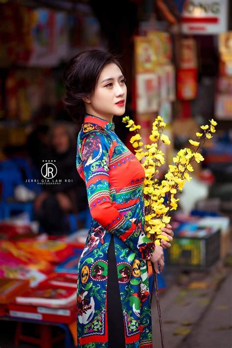 Pin By Lao Y On 妩媚奧黛倩影云集坊 Ao Dai Vietnamese Traditional Dress