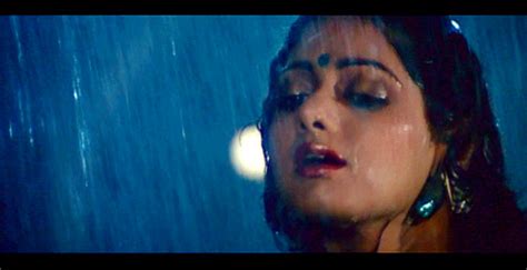 super hot indian actress photo video gallery hot and wet sridevi in mr india
