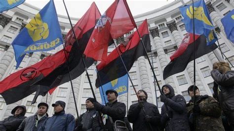 Ukraine S Revolution And The Far Right Bbc News