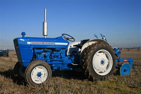ford  tractor parts helpline