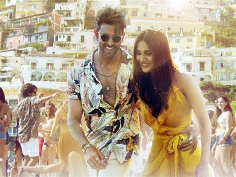 Hrithik Vaani Will Make You Groove On Ghungroo