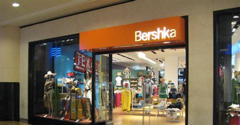 retailstorewindowscom bershka mall   emirates dubai