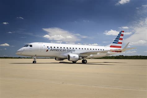 touring american eagles embraer   aircraft