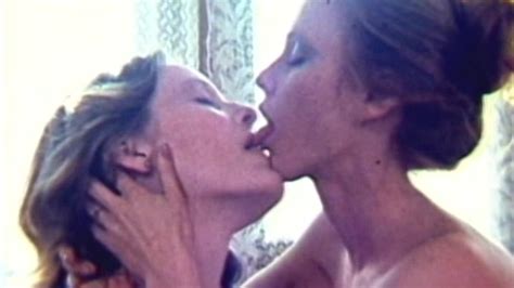 Mature Lady In Lesbian Vintage Porn Xbabe Video