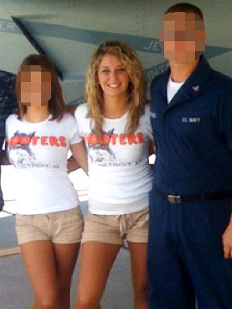 Cassie Smith Too Fat For Hooters Photo 19 Pictures Cbs News