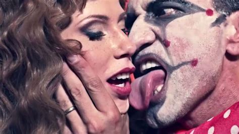 Insanely Hot Chick Gives Hot Blowjob To Scary Clown Video