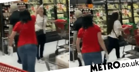 angry shoppers shame woman in ny store for not wearing mask then kick